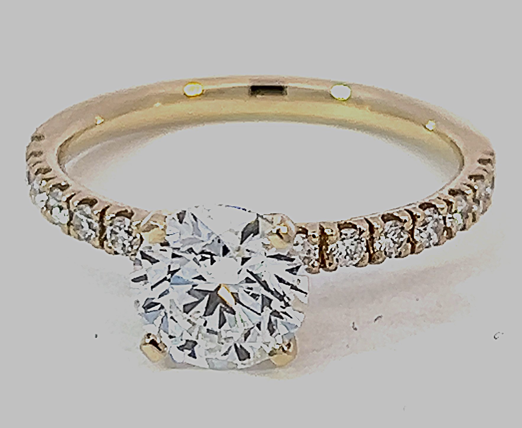 UN-0020_fv6dj48b545_2026-02-24-19-38-41 Verlobungsring